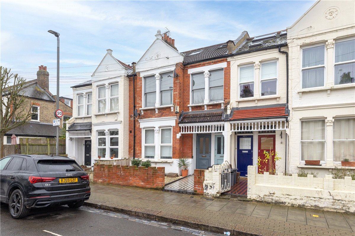 3 bedroom Flat, Trentham Street, London, SW18 - Sold, Image 3