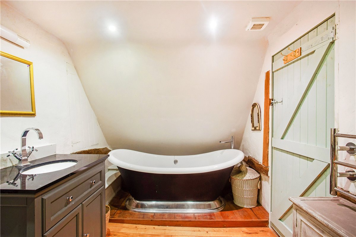 3 bedroom House, Tichborne, Alresford, SO24 - Available, Image 5