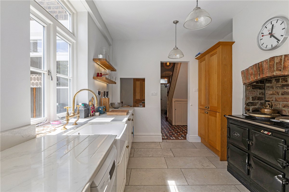 2 bedroom House, Knavesmire Crescent, York, YO23 - Available, Image 3