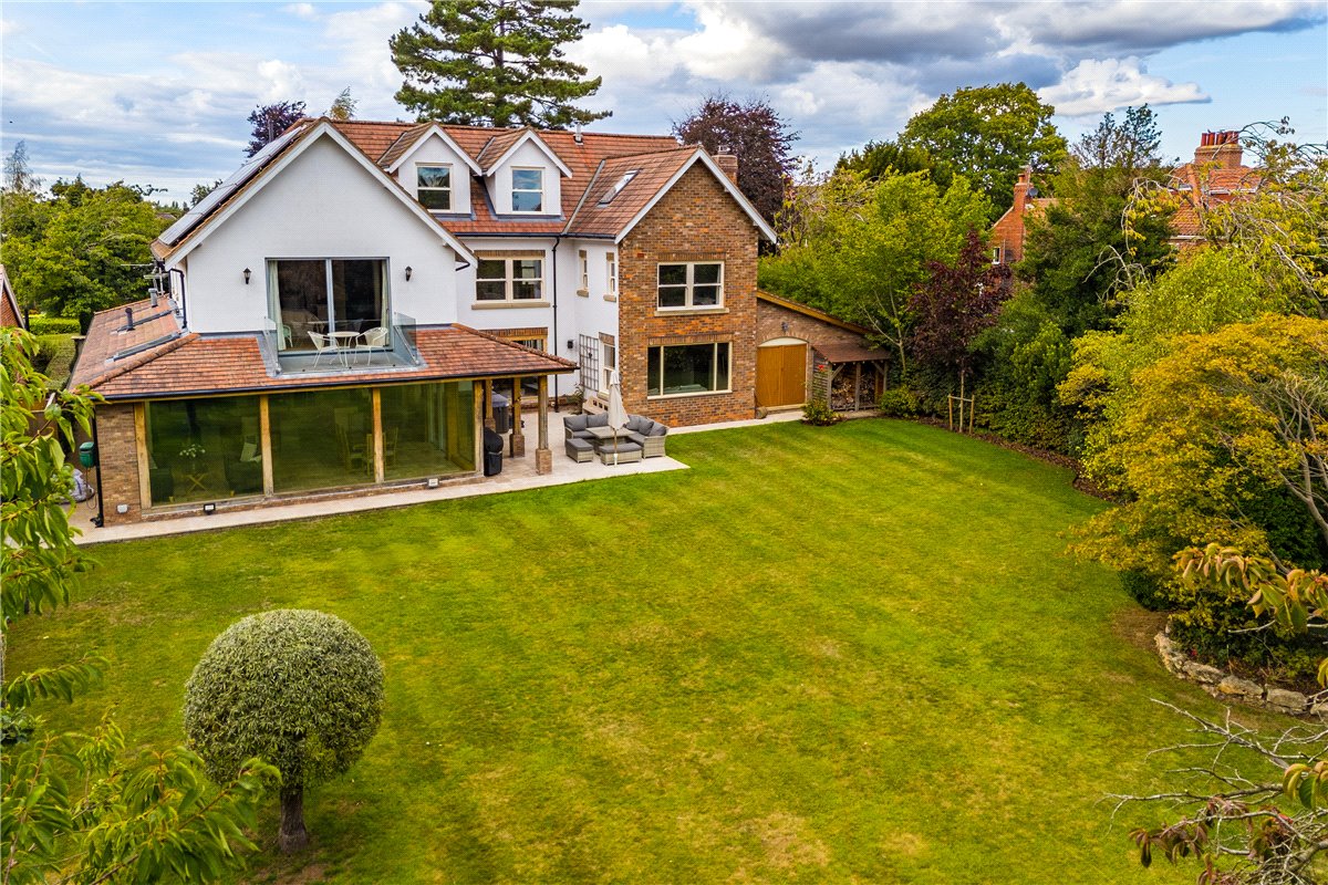 6 bedroom House, Top Lane, Copmanthorpe, YO23 - Available, Image 3