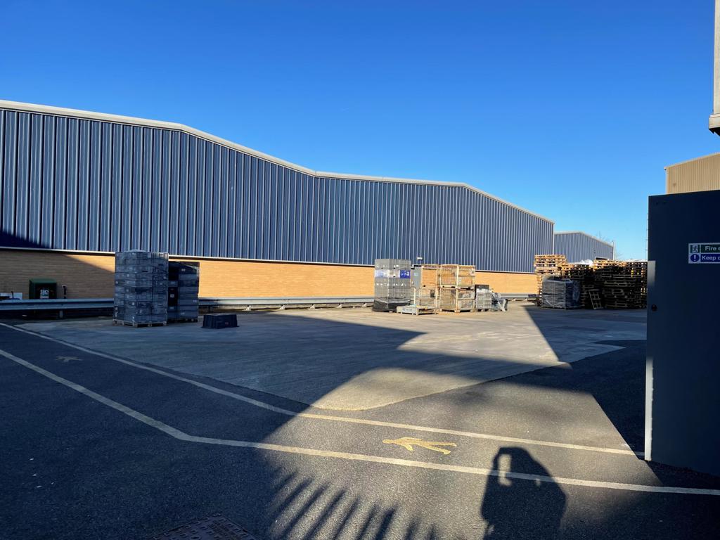 11542 Sq Ft, 21 Porte Marsh Road, Calne, SN11 - Available