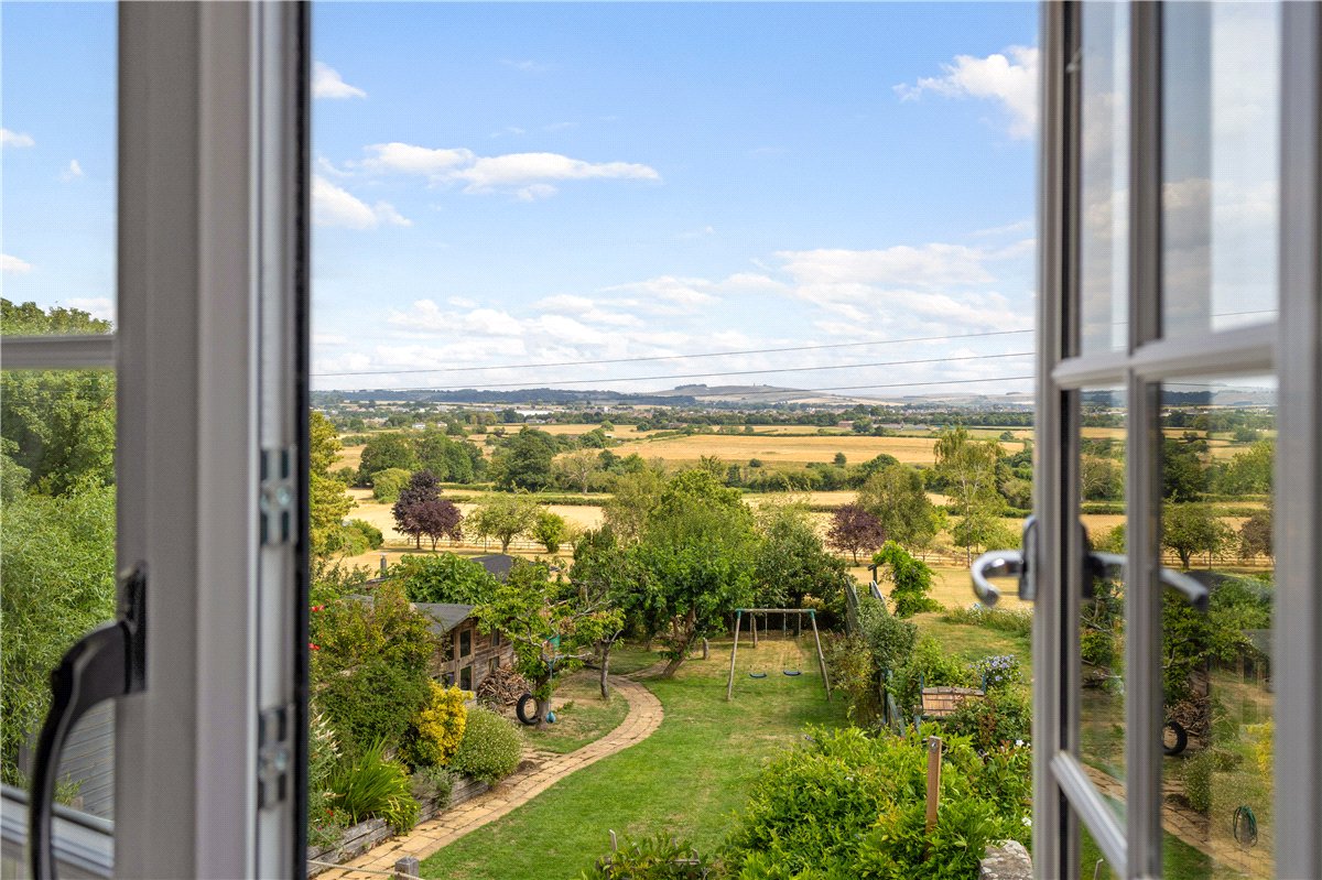 4 bedroom House, Bremhill, Calne, SN11 - Available, Image 32