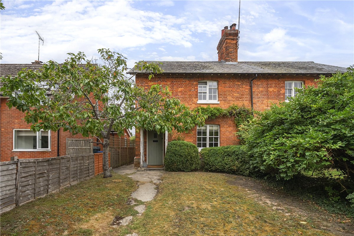 4 bedroom House, Forge Lane, West Overton, SN8 - Sold STC