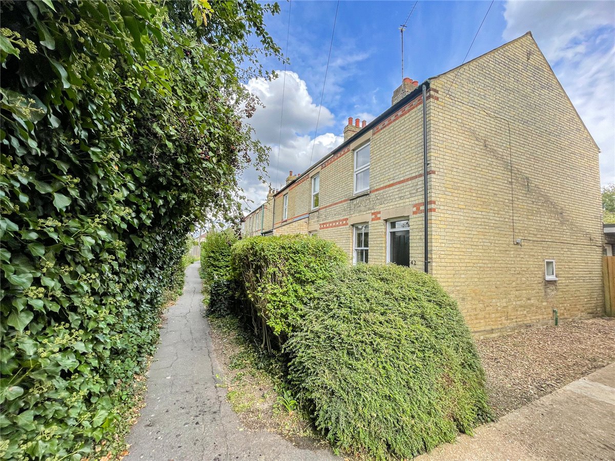 2 bedroom House, Pages Close, Histon, CB24 - 