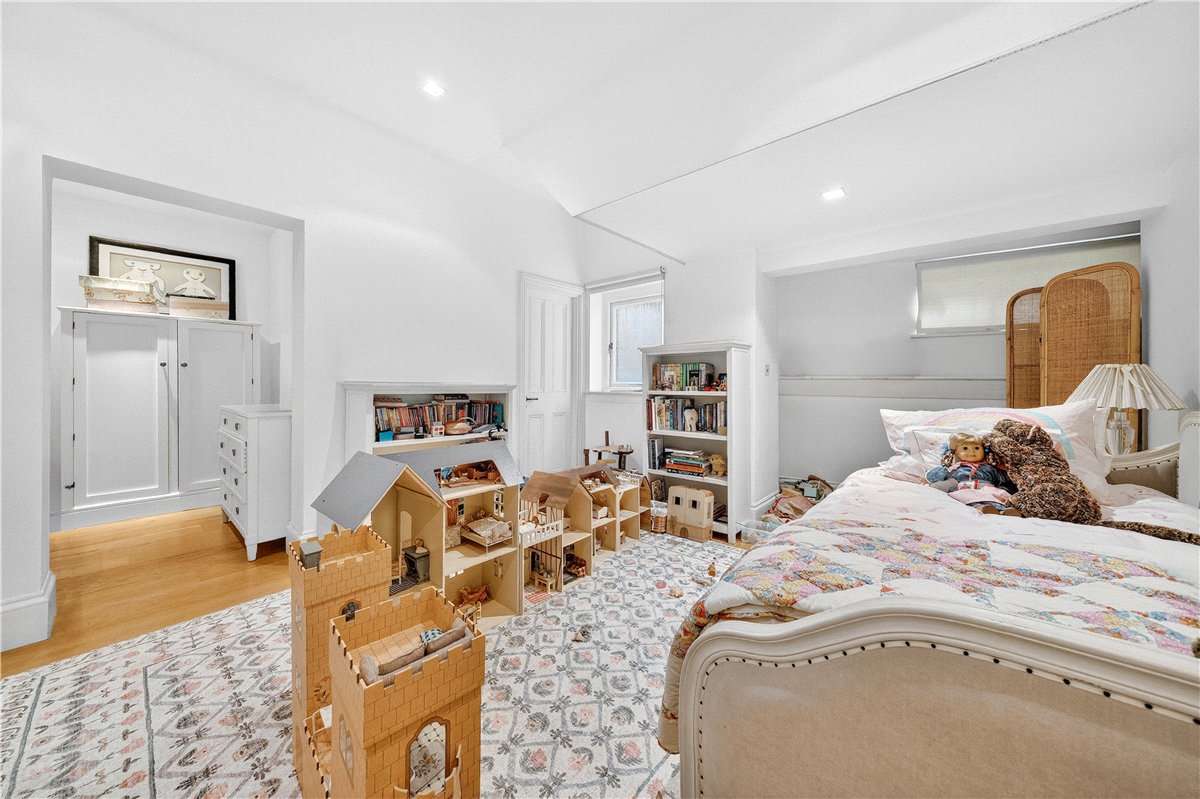 4 bedroom Maisonette, Harrington Gardens, South Kensington, SW7 - Available, Image 14
