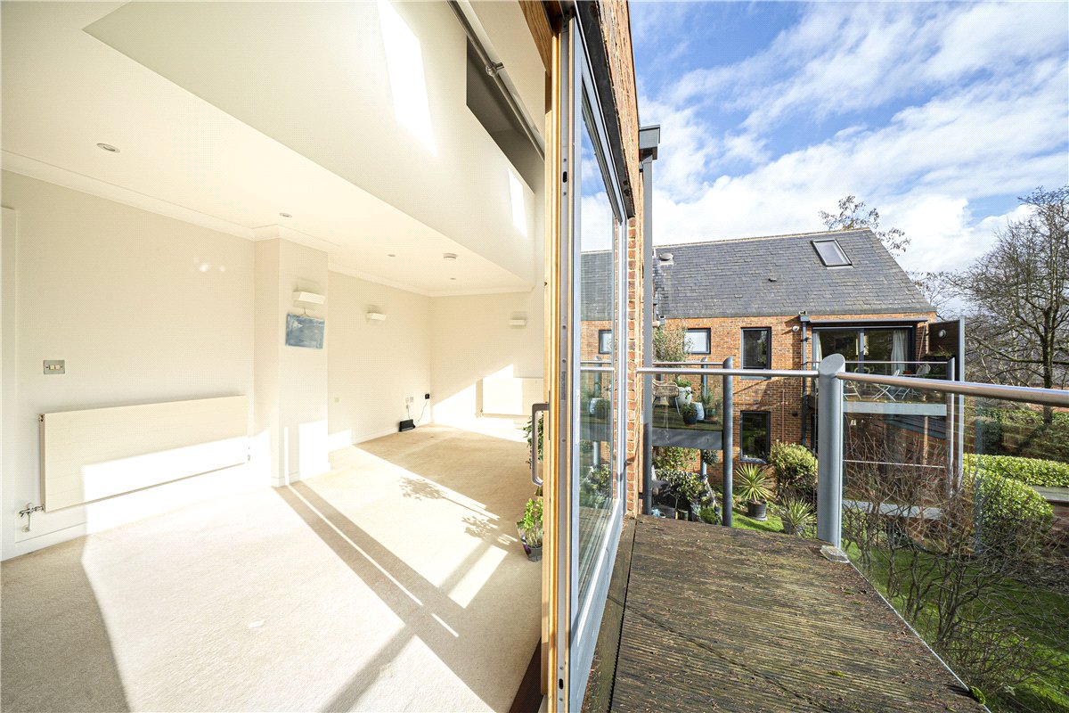 3 bedroom Flat, Bereweeke Road, Winchester, SO22 - Sold STC, Image 1