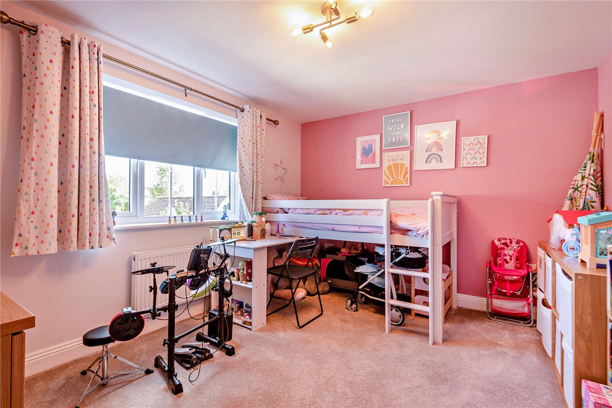 4 bedroom House, Folly Court, Cold Ash, RG18 - Sold STC, Image 5