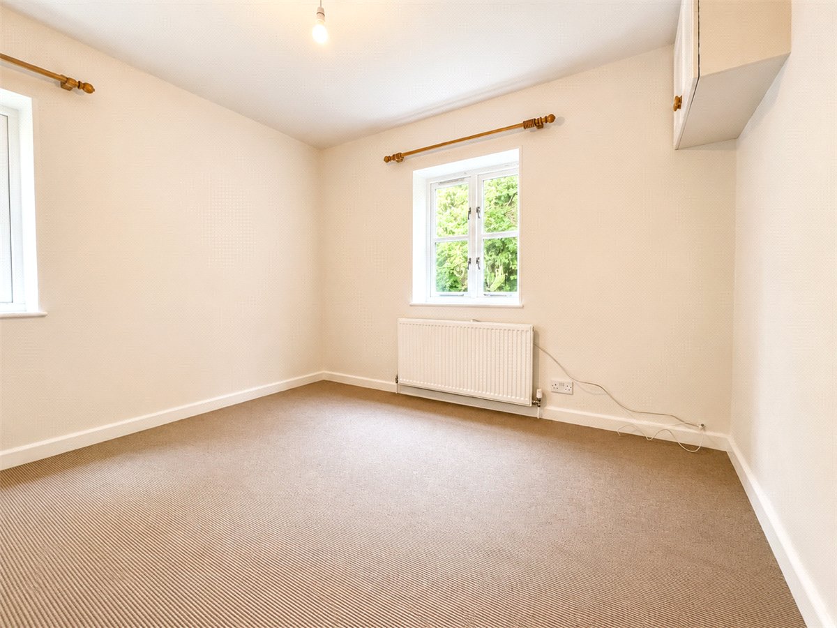 2 bedroom Bungalow, Church Street, Micheldever, SO21 - Let Agreed, Image 7