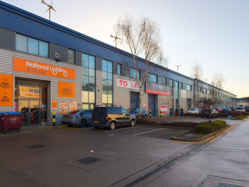 3348 Sq Ft, Goulds Close, Milton Keynes, MK1 - Available, Image 5
