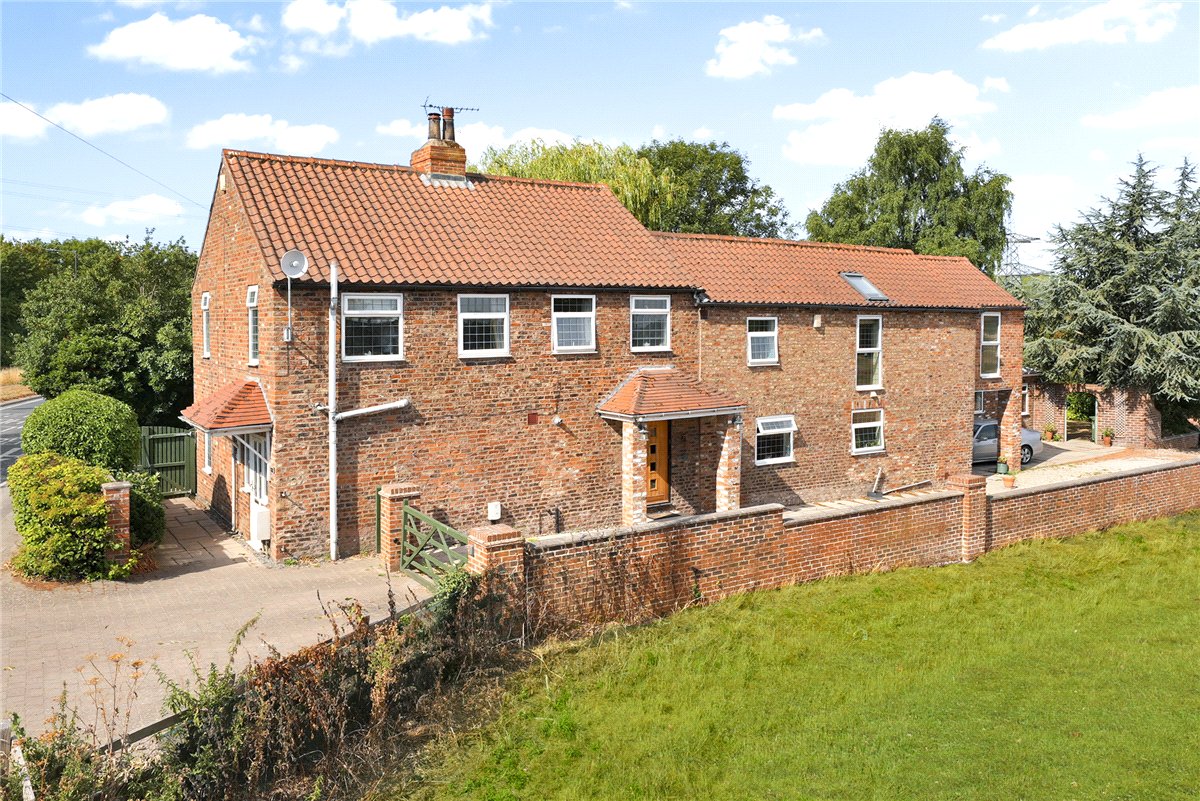 5 bedroom House, Grimston Bar, York, YO19 - Available