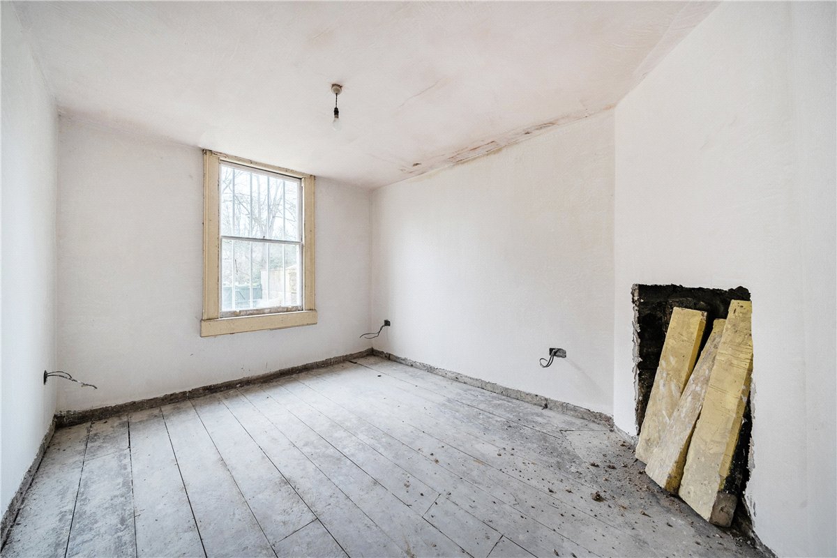 3 bedroom Flat, Great Pulteney Street, Bath, BA2 - Available, Image 1