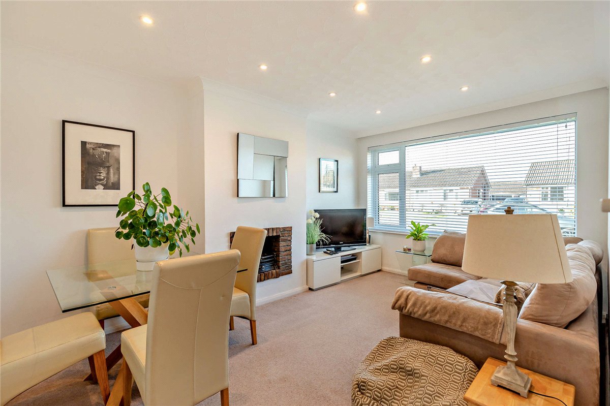 2 bedroom Bungalow, Beckwith Road, Harrogate, HG2 - Available, Image 1