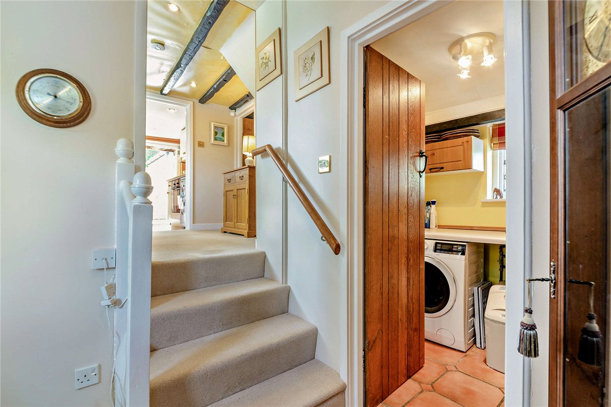 3 bedroom House, Stockcross, Newbury, RG20 - Available, Image 10