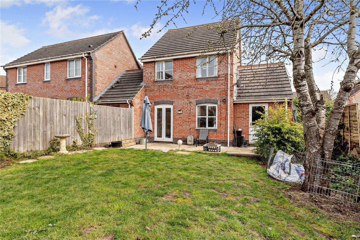 3 bedroom House, Meadowsweet Close, Thatcham, RG18 - Sold STC