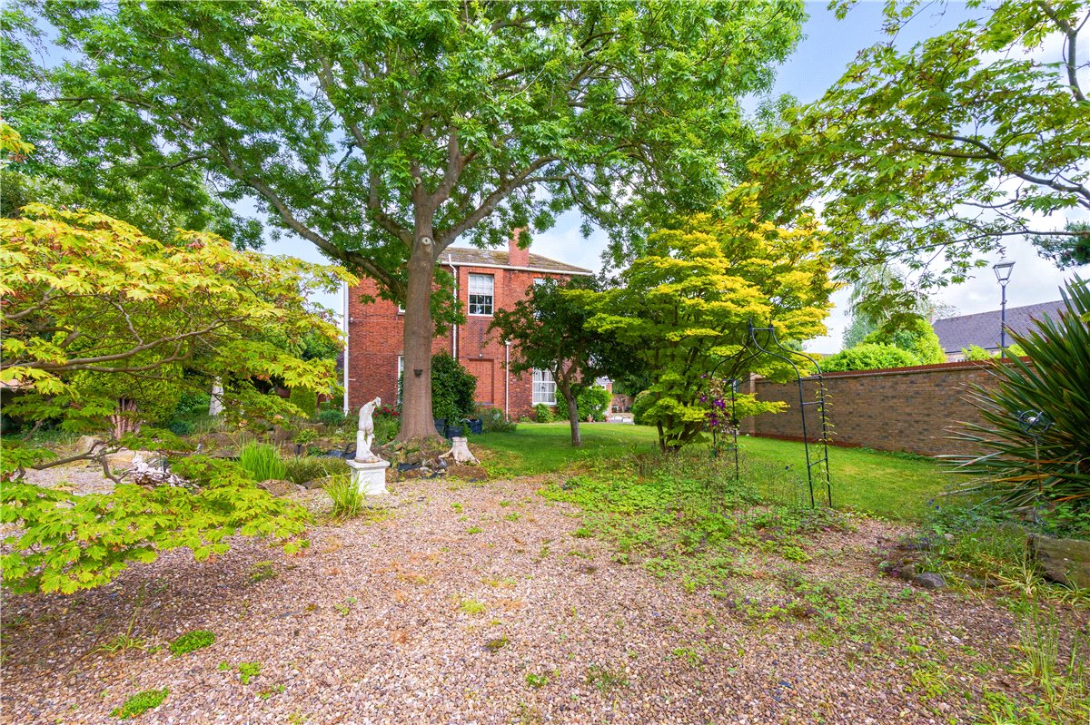 6 bedroom House, Main Street, West Haddlesey, YO8 - Available, Image 8