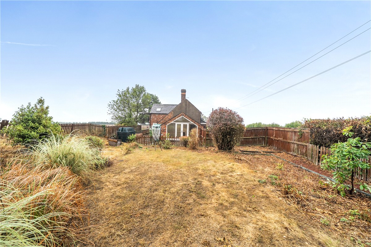 3 bedroom Cottage, Wharf Lane, Sutton Cheney, CV13 - Available, Image 1