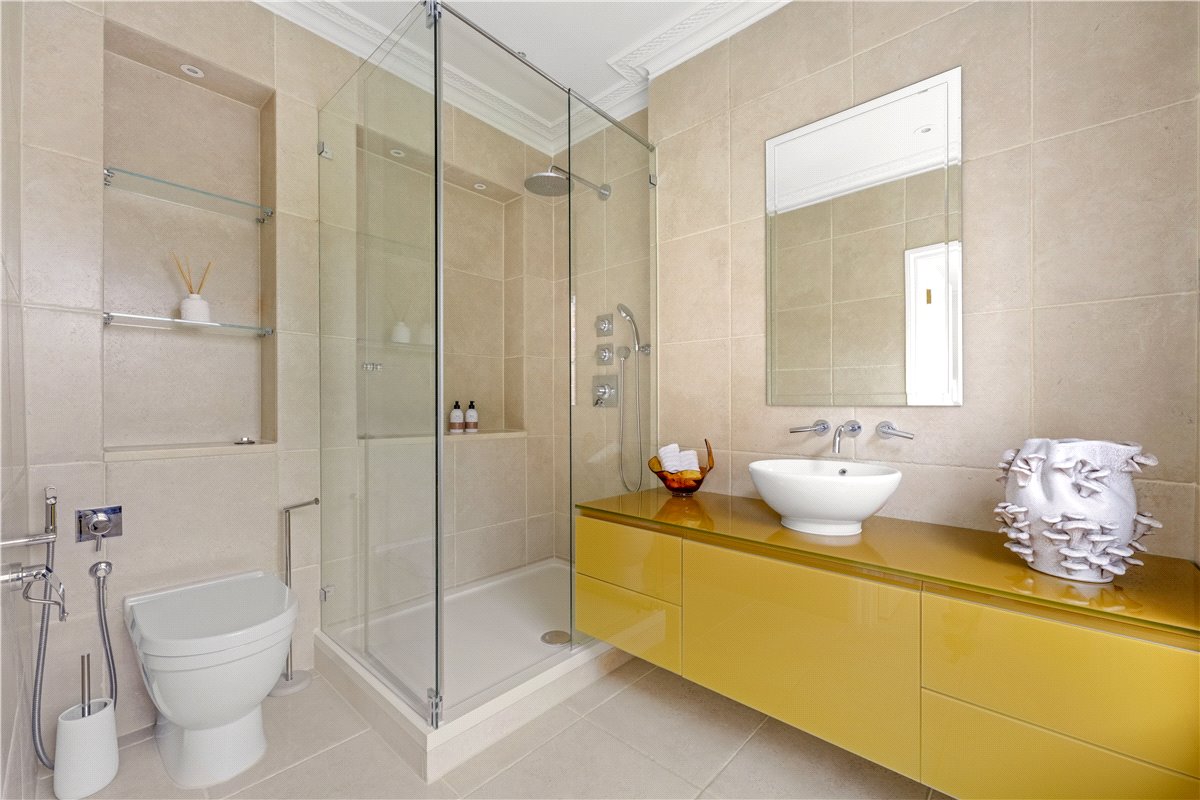 6 bedroom House, Ennismore Gardens, Knightsbridge, SW7 - Available, Image 13
