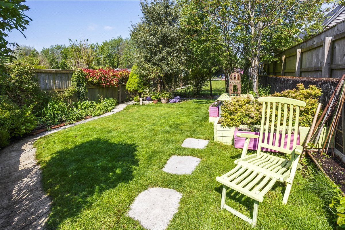 3 bedroom House, The Street, All Cannings, SN10 - Available, Image 15