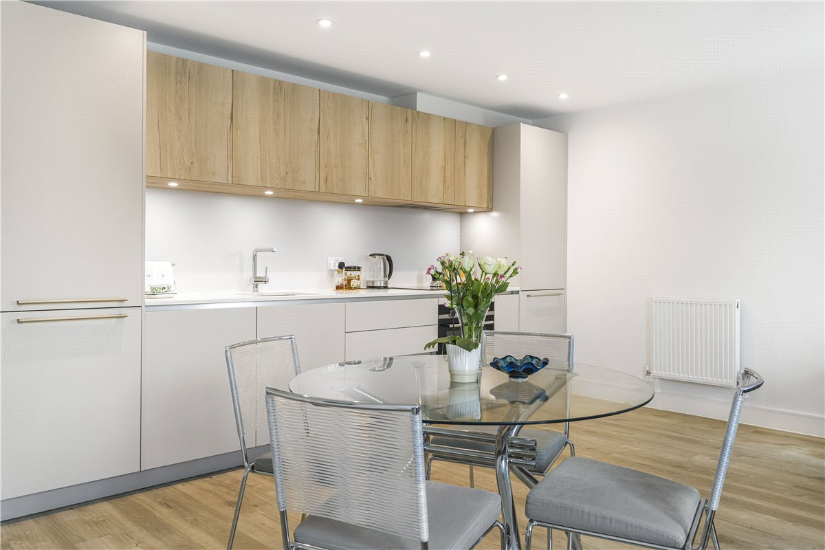 2 bedroom Flat, Sunderland Avenue, Oxford, OX2 - , Image 9