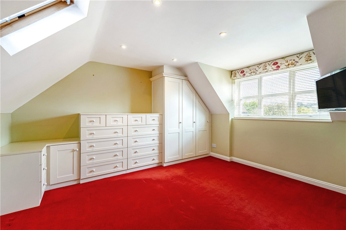 5 bedroom House, Edwards Meadow, Marlborough, SN8 - Available, Image 12