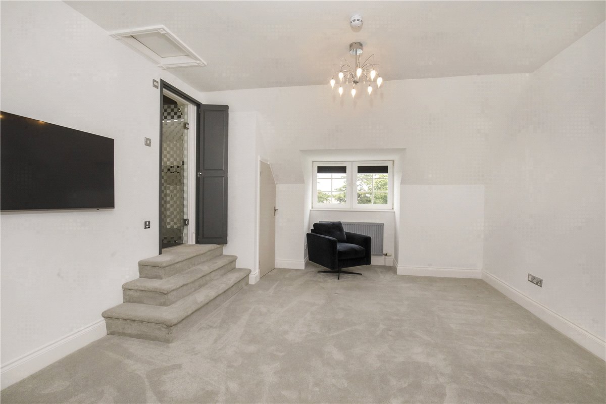 2 bedroom Flat, Kent Road, Harrogate, HG1 - Available, Image 4