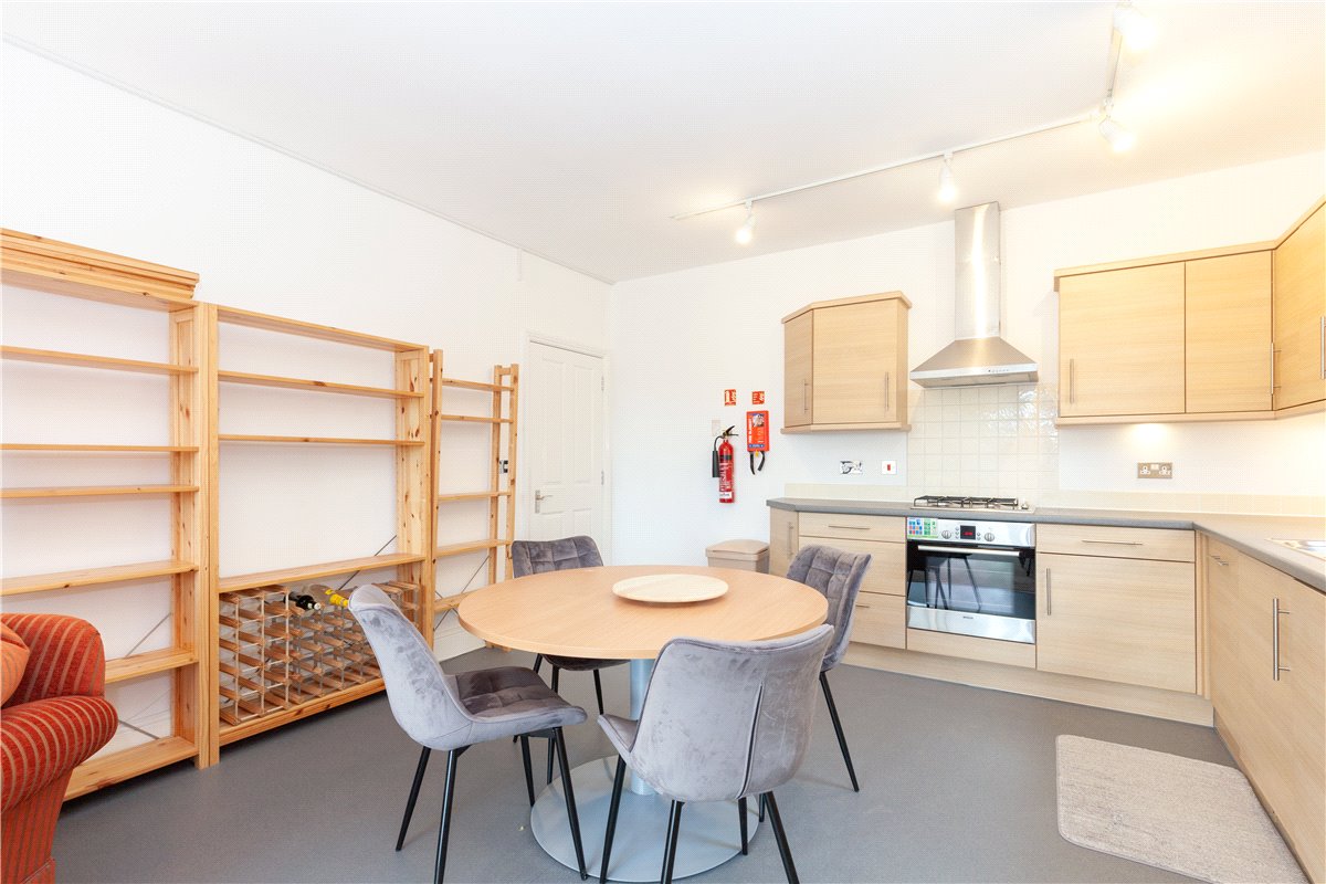 2 bedroom Flat, Woodstock Road, Oxford, OX2 - Available, Image 2
