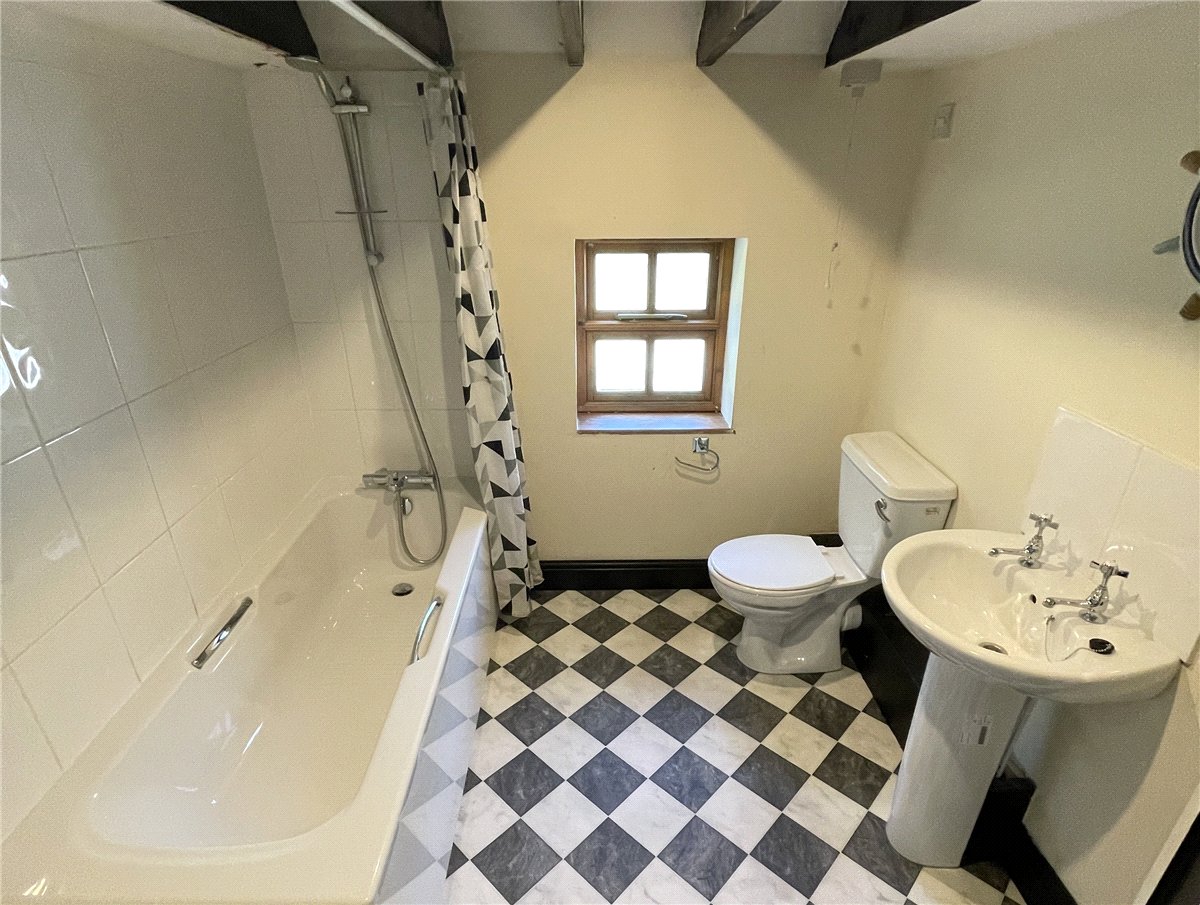 2 bedroom House, Wrexham Road, Pontblyddyn, CH7 - Available, Image 7