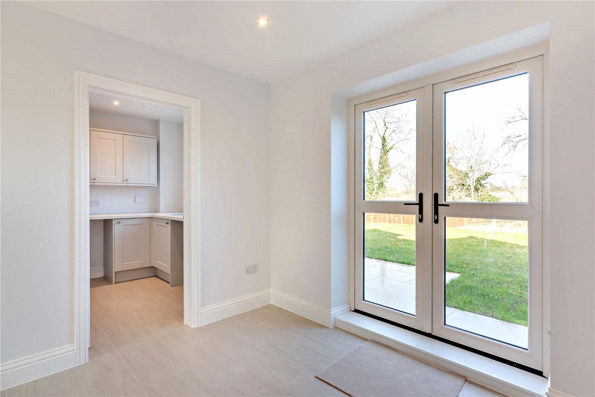 3 bedroom House, Ram Alley, Ashford Hill, RG19 - Available, Image 9