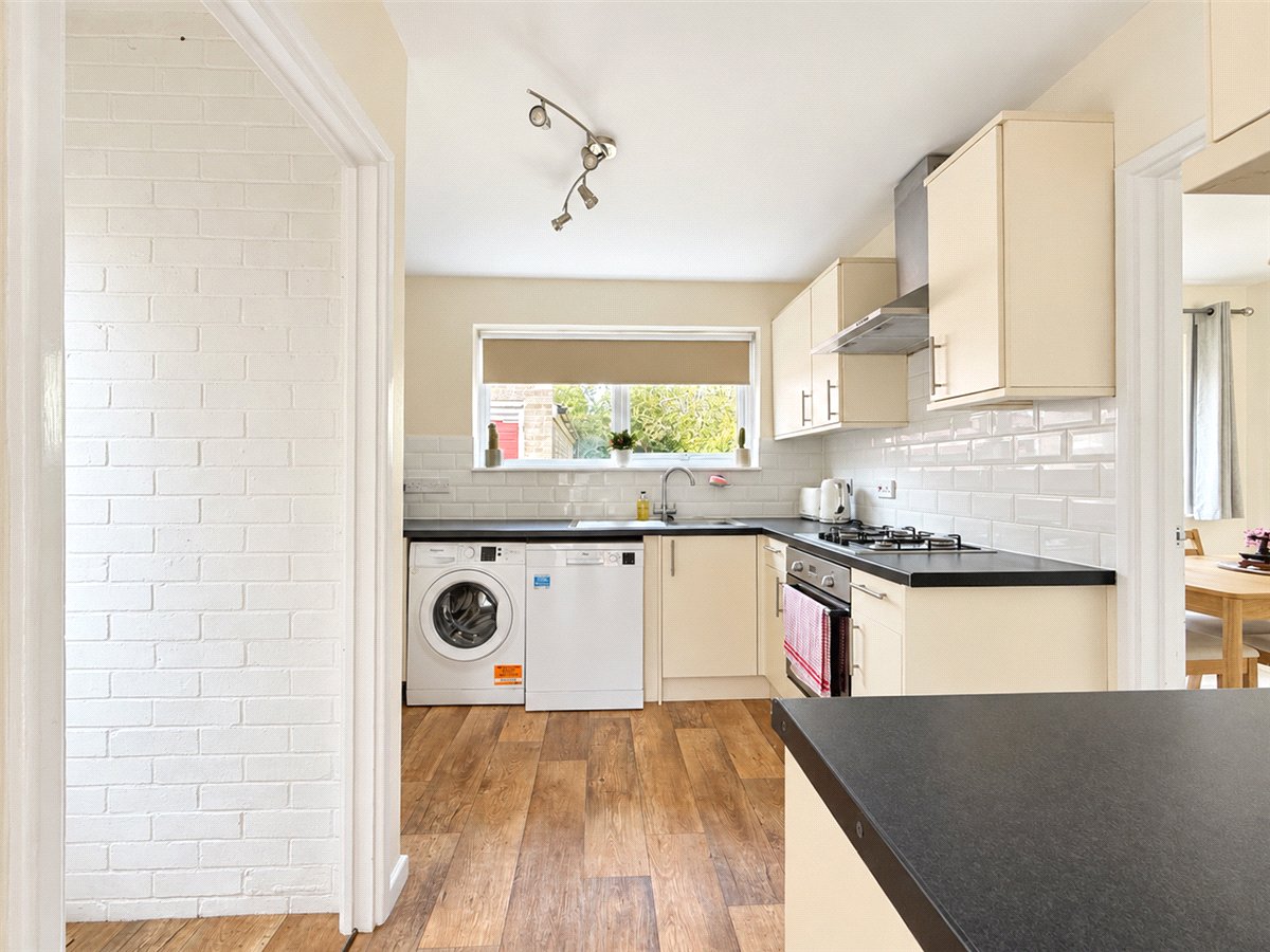 3 bedroom House, Carlton Way, Cambridge, CB4 - Available, Image 2