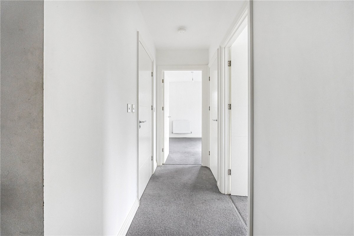 1 bedroom Flat, Scott Court, Glebe Farm, MK17 - Let Agreed, Image 10