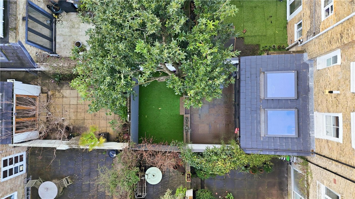 6 bedroom House, Delaford Street, London, SW6 - Available, Image 28