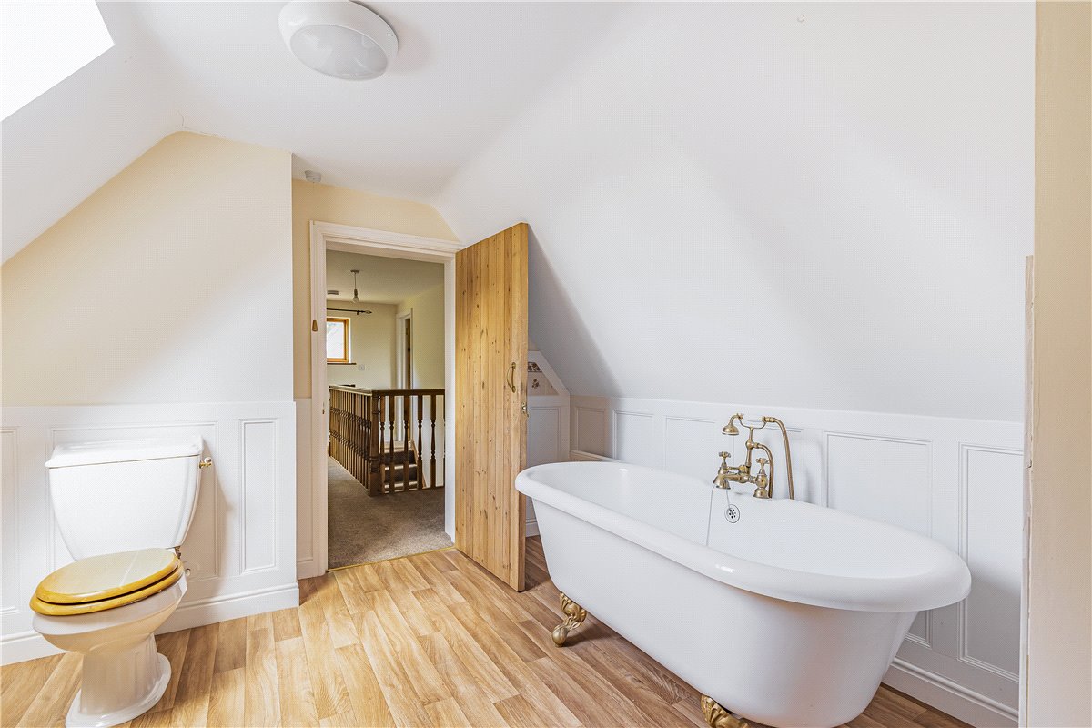 5 bedroom House, Salmon Lane, Kirkby-in-Ashfield, NG17 - Available, Image 9