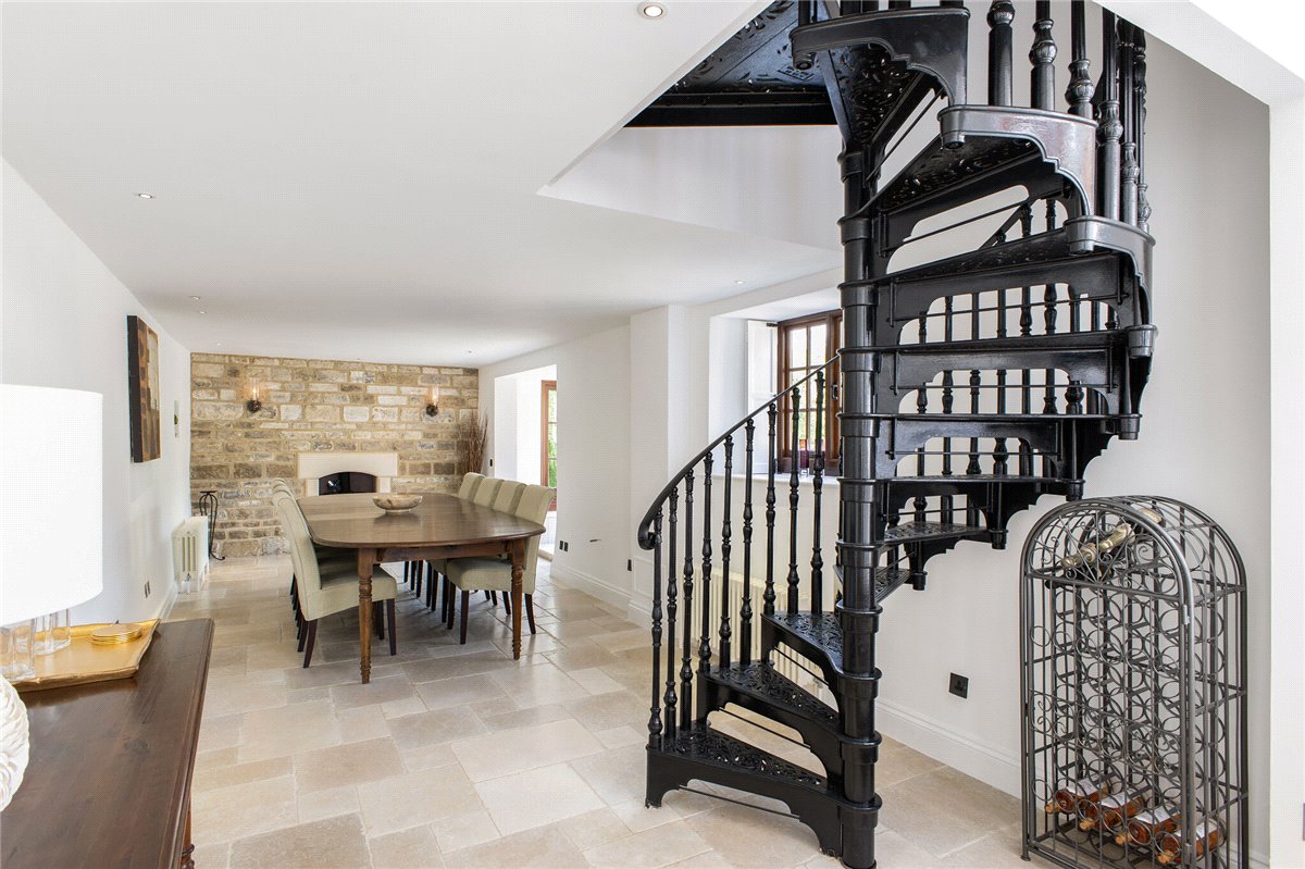 4 bedroom House, Broome Manor Lane, Swindon, SN3 - Sold STC, Image 25