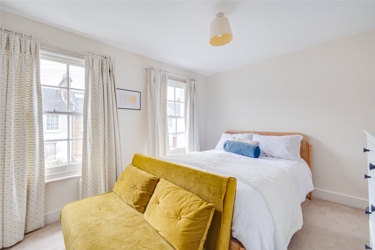 2 bedroom Cottage, Thorne Street, London, SW13 - , Image 7