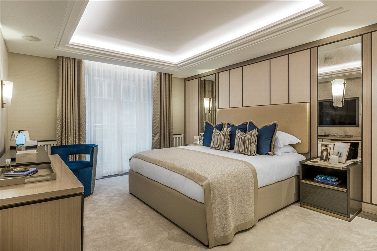 2 bedroom Flat, Lancelot Place, Knightsbridge, SW7 - Available, Image 4