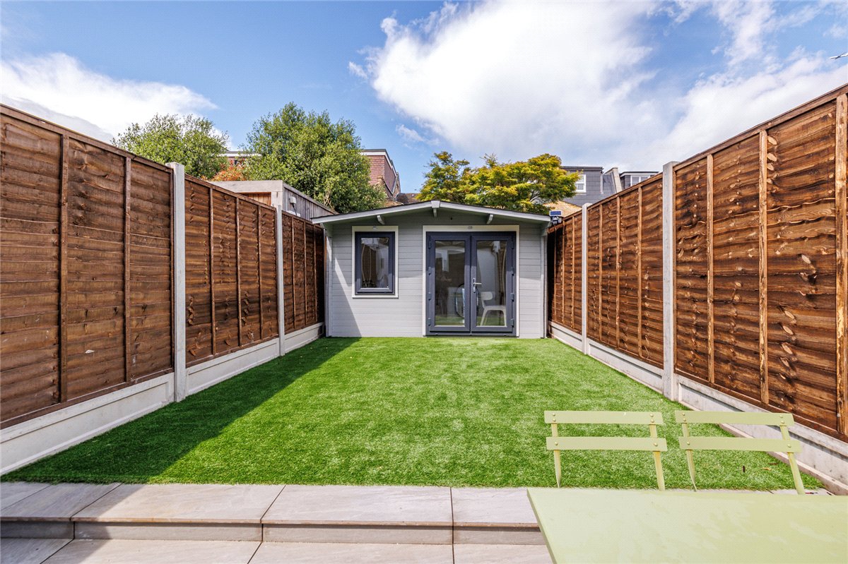 2 bedroom Flat, Standen Road, London, SW18 - Sold STC, Image 6