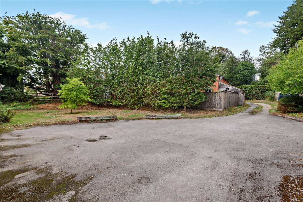 4 bedroom House, Enborne, Newbury, RG20 - Available, Image 15