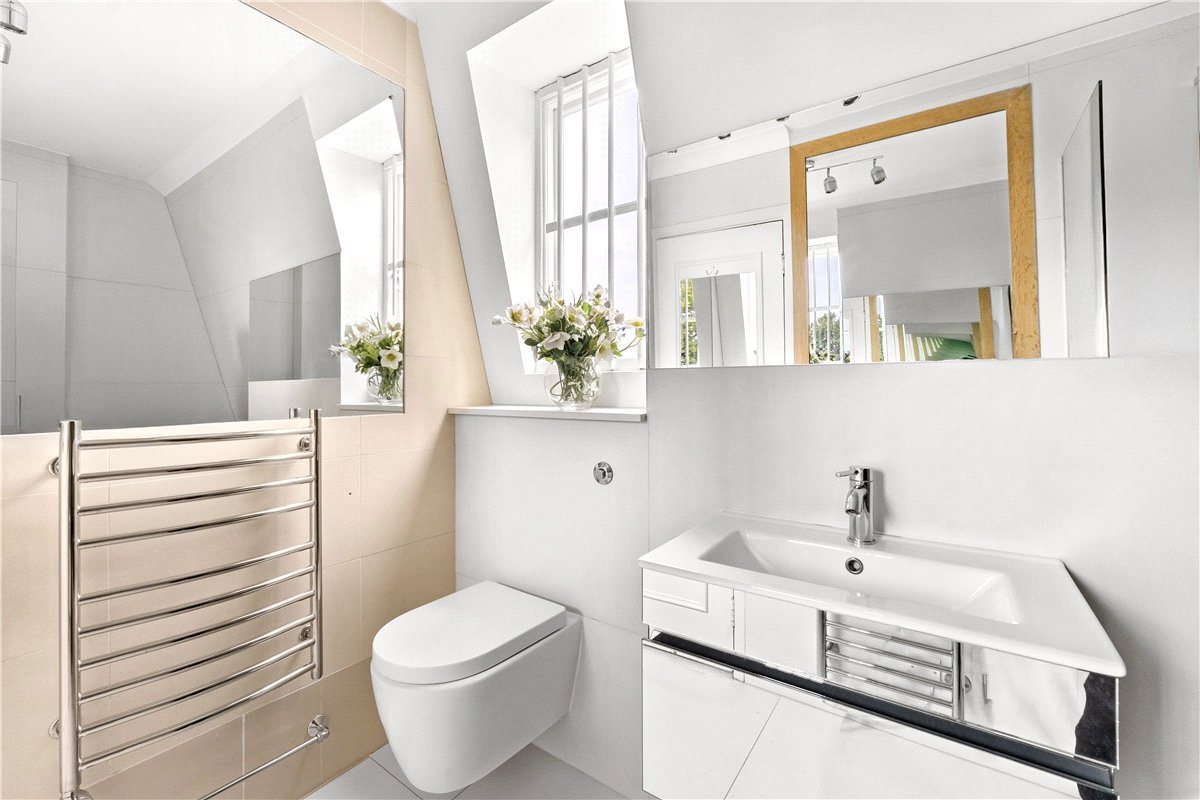 3 bedroom Flat, Cadogan Square, Knightsbridge, SW1X - Available, Image 30