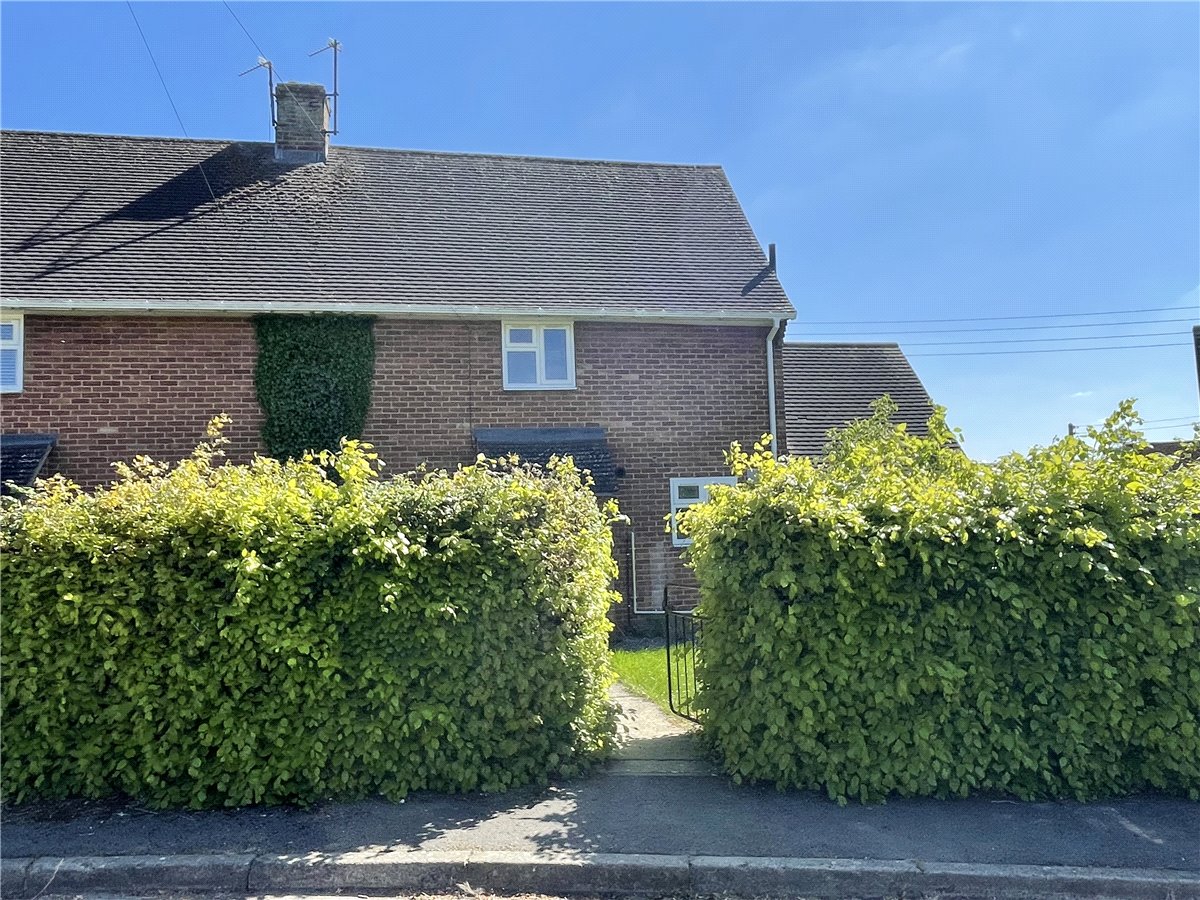 2 bedroom House, Swans Close, Ramsbury, SN8 - Sold