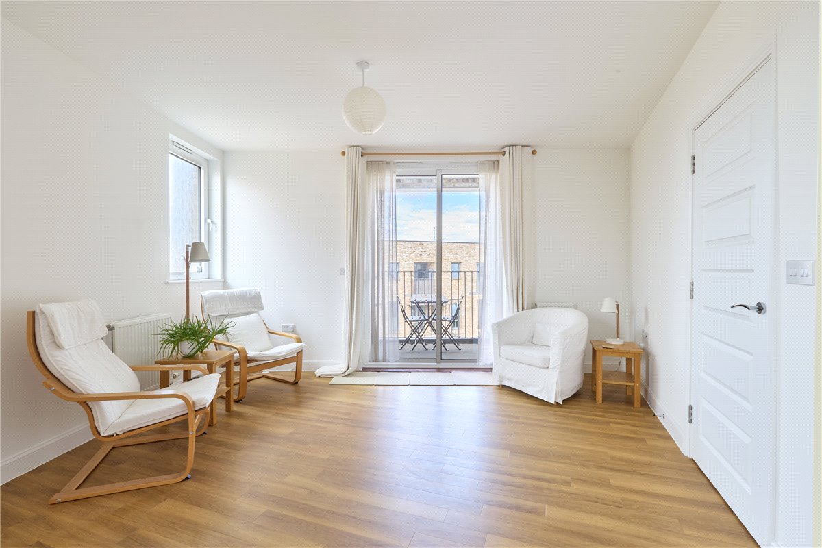 2 bedroom Flat, Osprey Drive, Trumpington, CB2 - Sold, Image 9