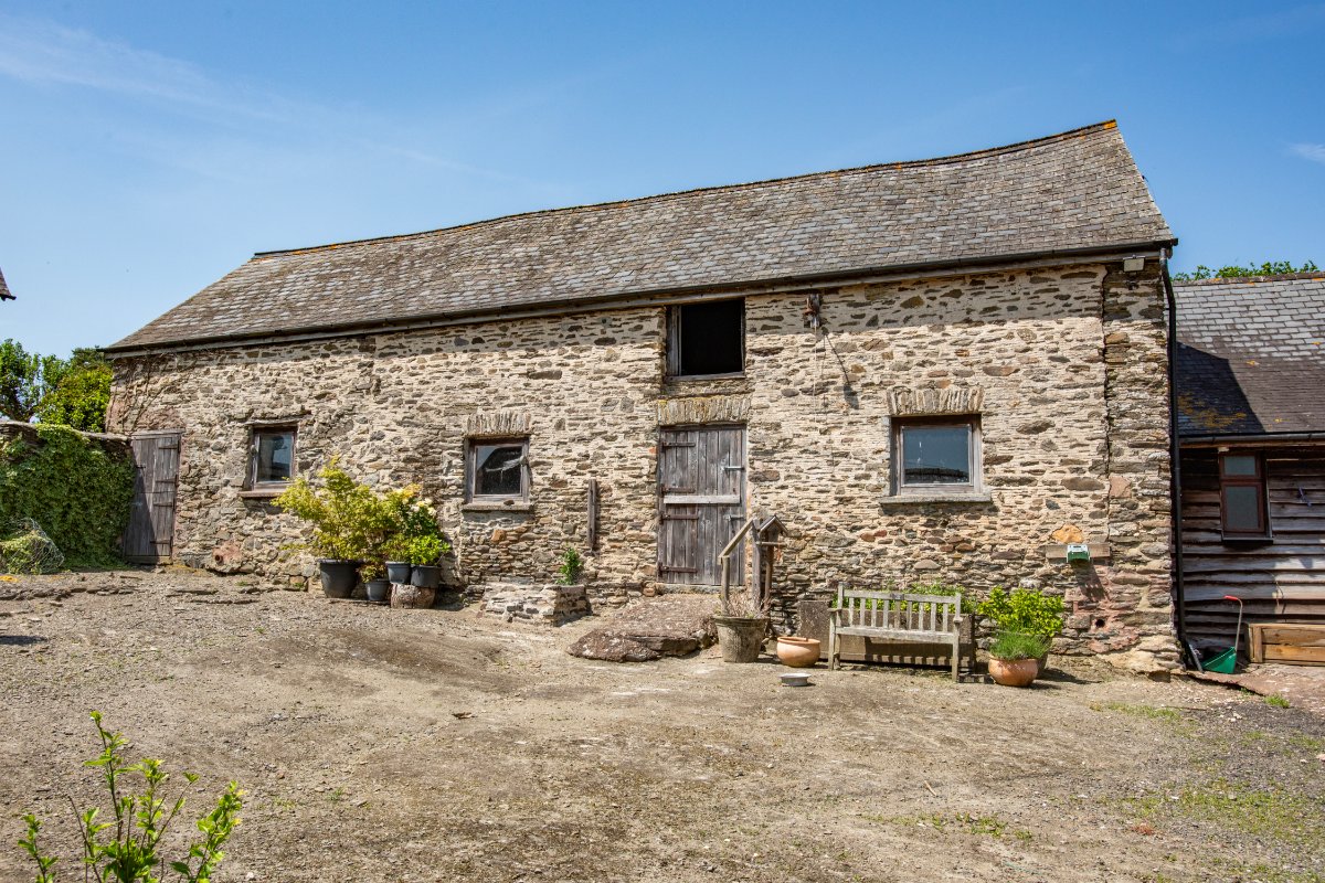 163.92  Farm, Perry Farm, Dulverton, TA22 - Available, Image 17