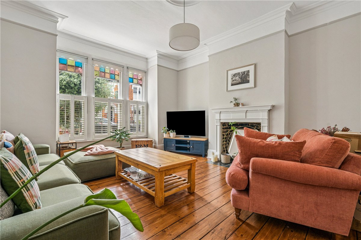 2 bedroom Flat, Louisville Road, London, SW17 - Available, Image 1