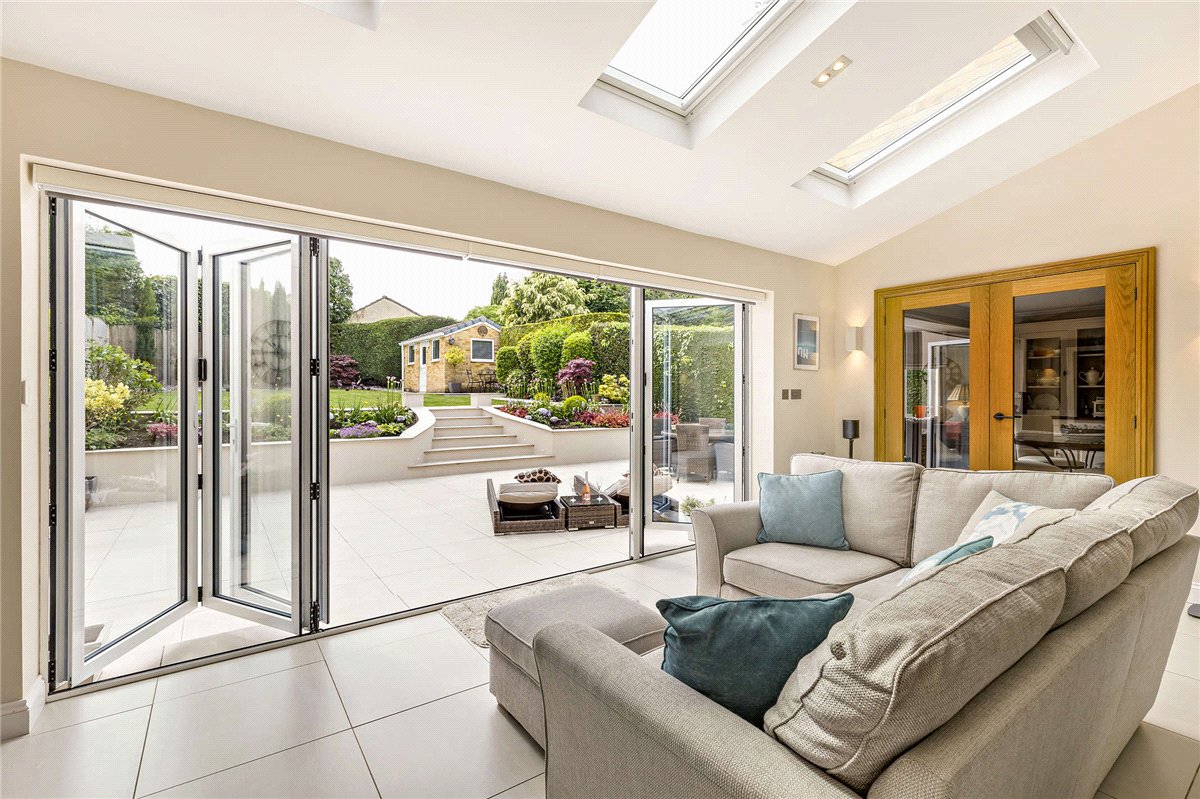 4 bedroom House, Walton Station Lane, Wakefield, WF2 - Available, Image 9