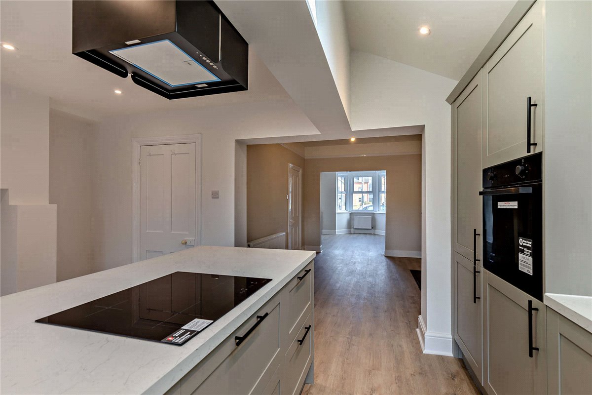 3 bedroom House, Andover Road, Newbury, RG14 - Sold, Image 12