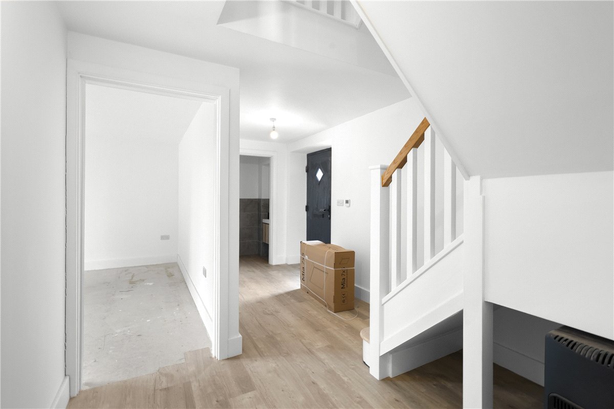 4 bedroom Cottage, Camela Lane, Camblesforth, YO8 - Available, Image 4