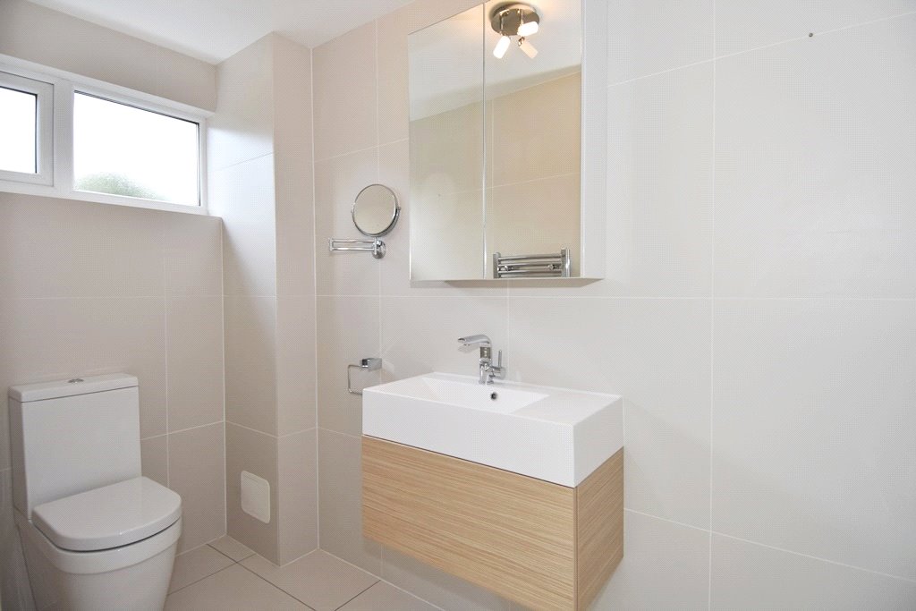 4 bedroom House, Woodville Road, Richmond, TW10 - , Image 4
