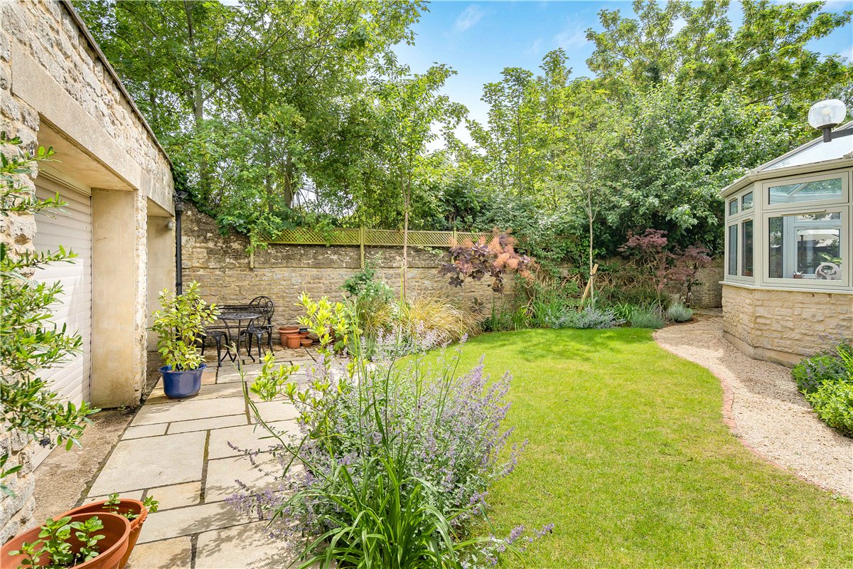 4 bedroom House, High Street, Islip, OX5 - Available, Image 26