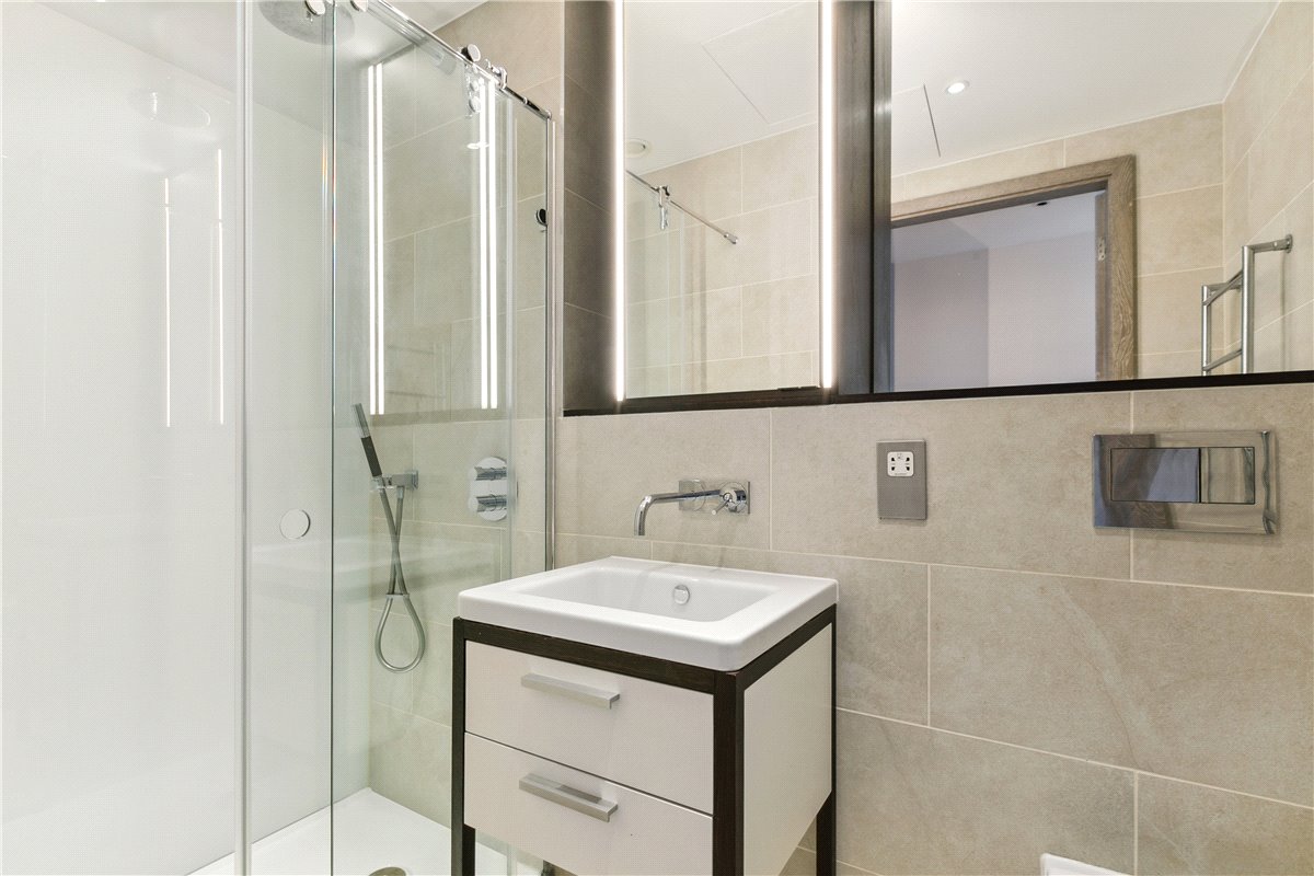 3 bedroom Flat, Dray House, RAM Quarter, SW18 - Available, Image 12