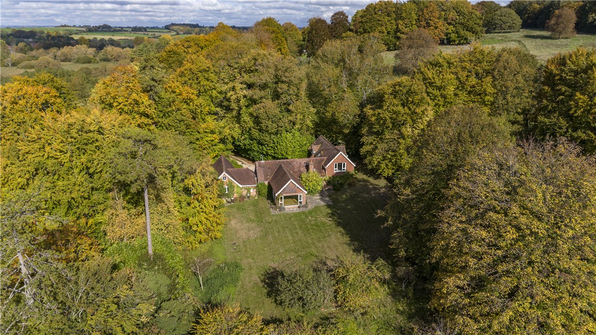 4 bedroom House, Leckford, Stockbridge, SO20 - Sold STC