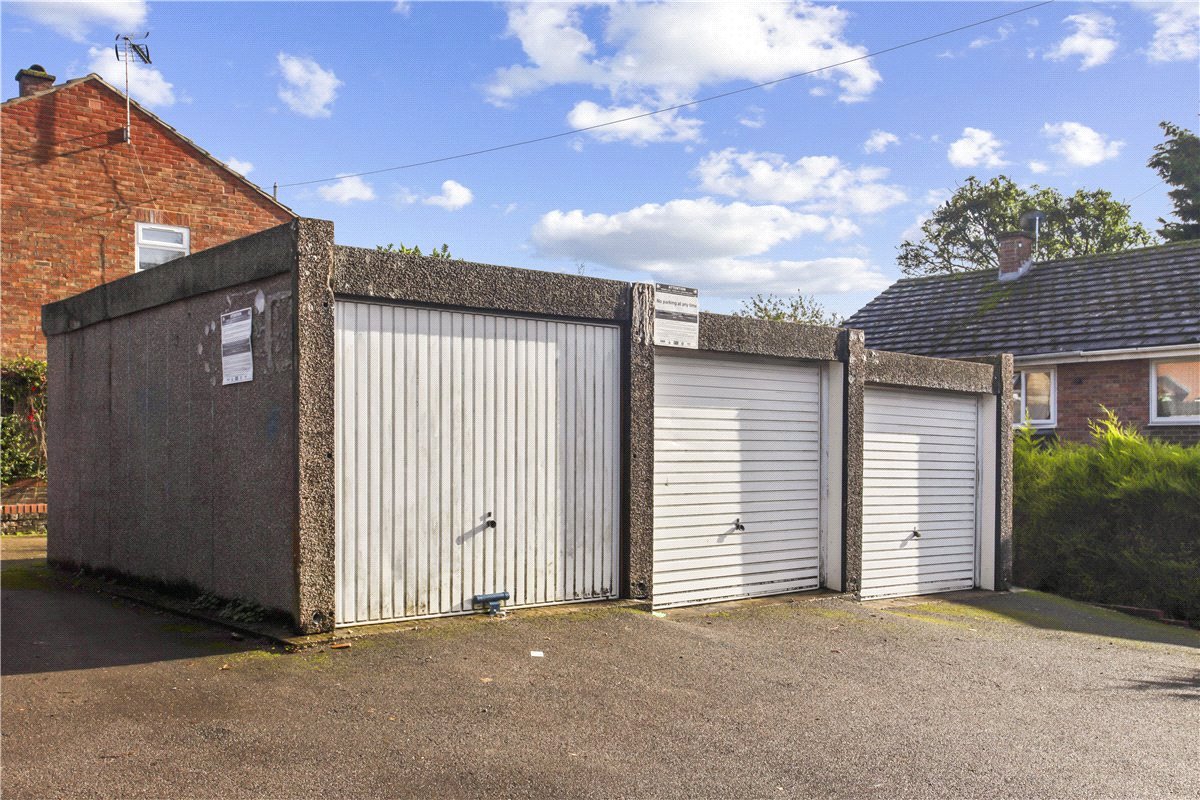 3 bedroom House, Lower Prospect, Marlborough, SN8 - Available, Image 11